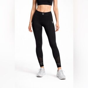 NWT VIRUS Luxe Sculpt Leggings / Mallas Premium